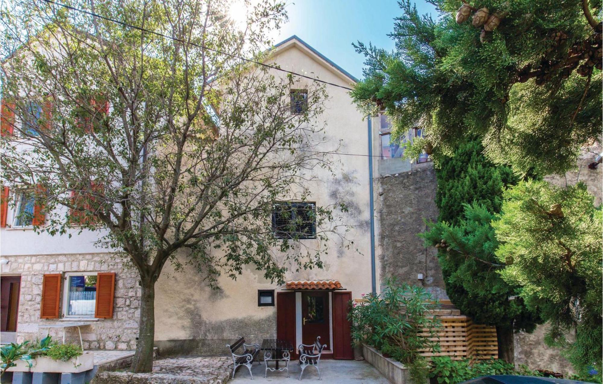 Amazing Apartment In Novi Vinodolski With Wifi Eksteriør bilde