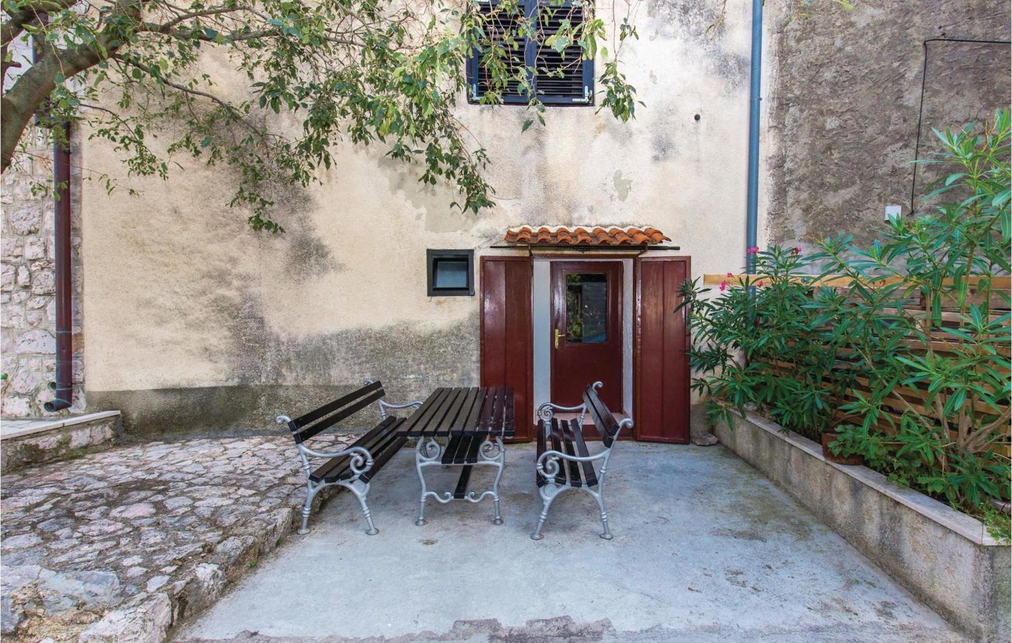 Amazing Apartment In Novi Vinodolski With Wifi Eksteriør bilde
